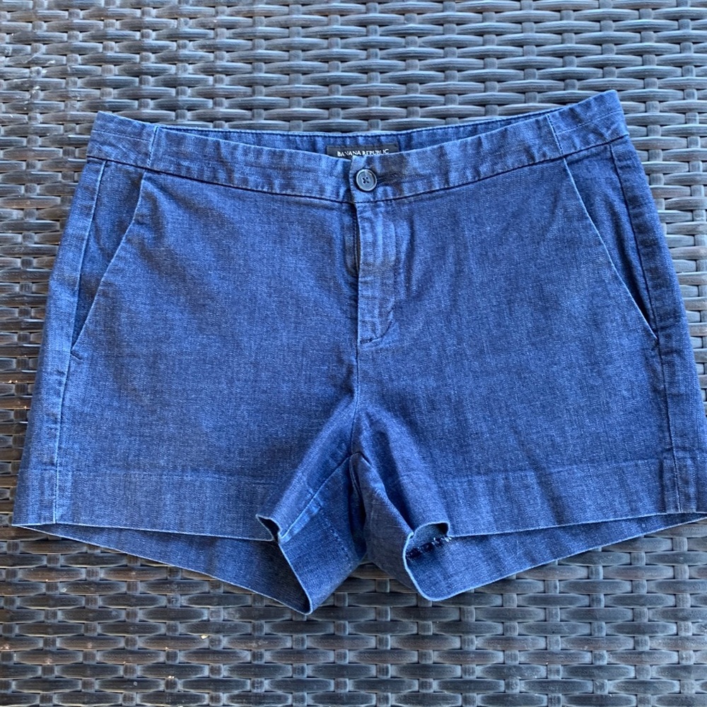 Banana Republic shorts